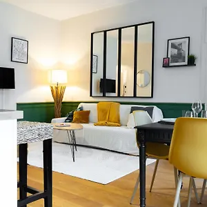 Chez Louise Et Paul, L'appart Du Centre Appartement Dinan